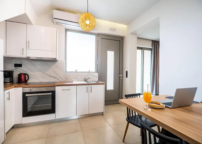 Aegean Breeze Luxury Apartments Next To The Sea